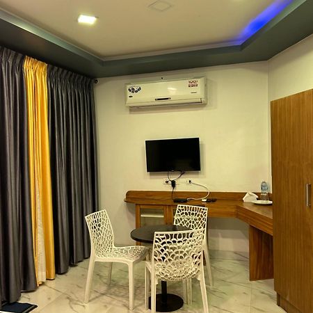 G Hotel Kottakuppam Zewnętrze zdjęcie