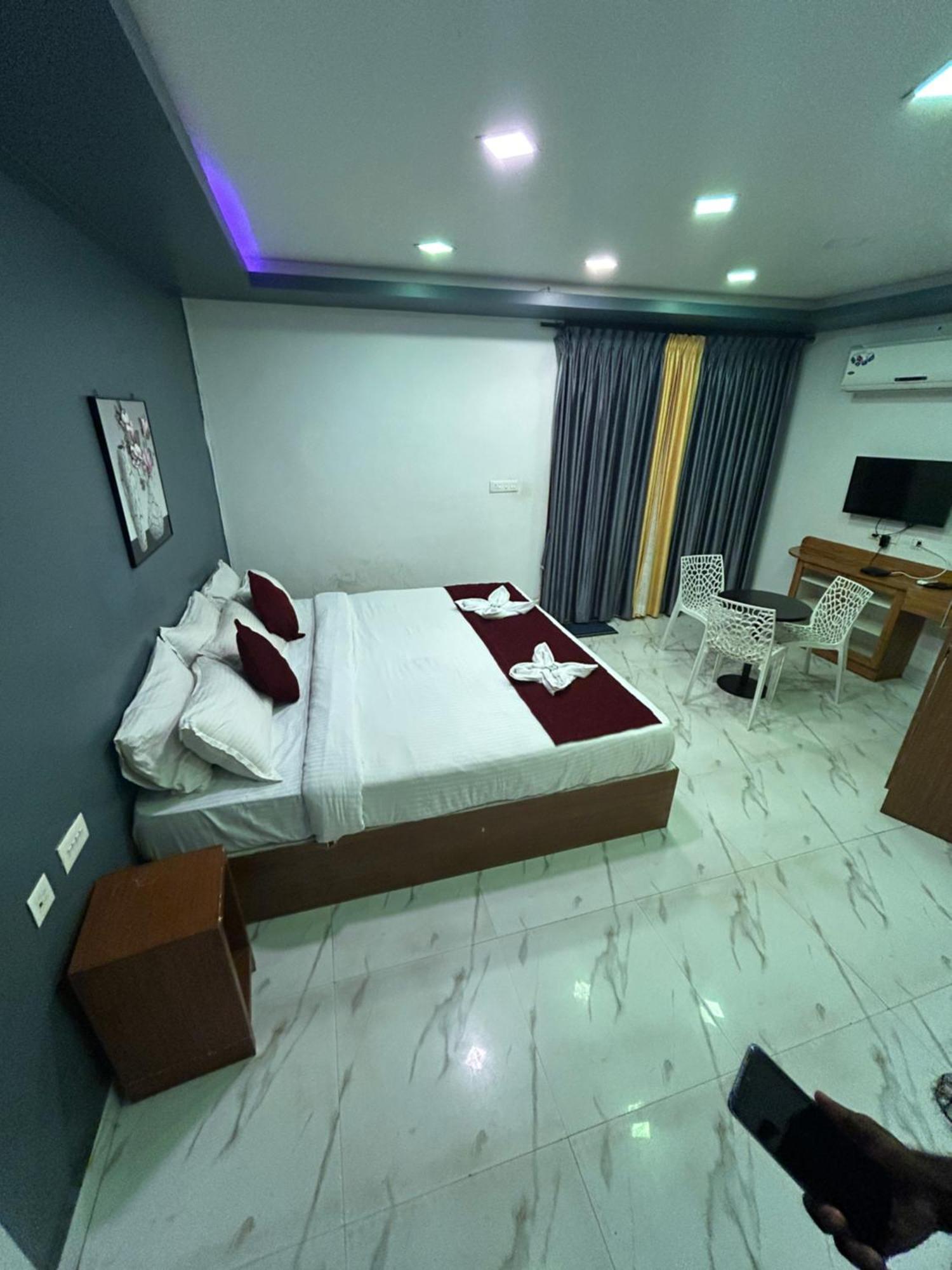 G Hotel Kottakuppam Zewnętrze zdjęcie